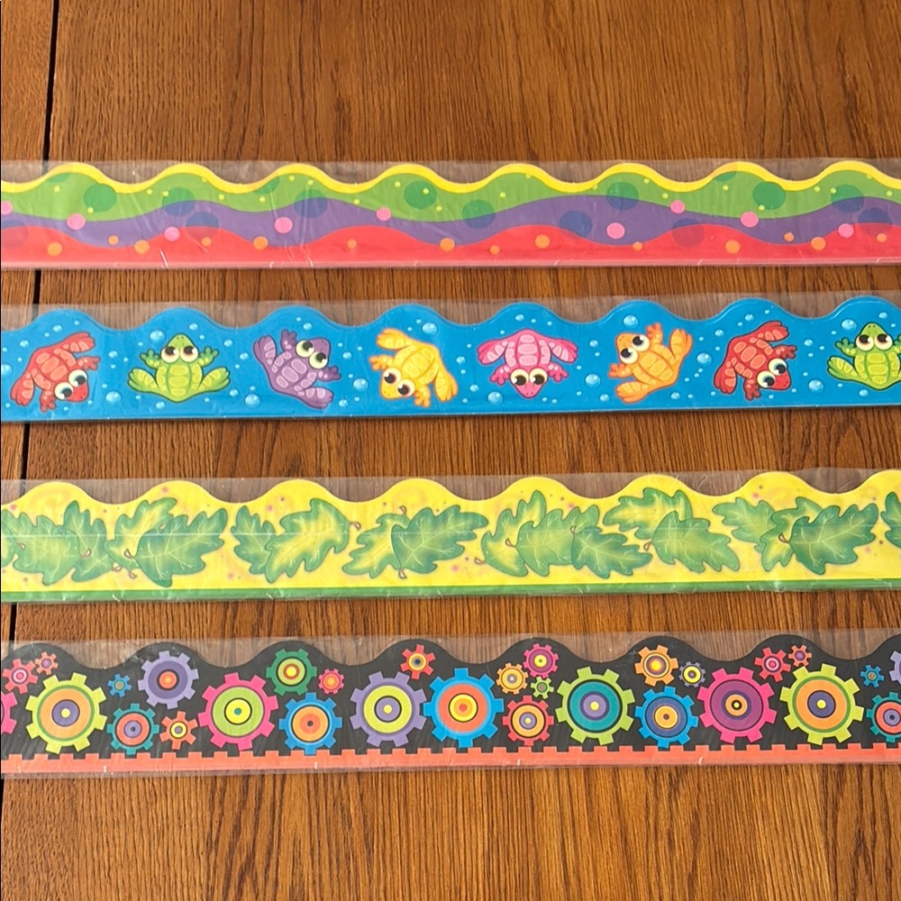 Classroom Bulletin Borders: Frogs, Green Leaves, Waves/Bubbles, Gadget Wheels